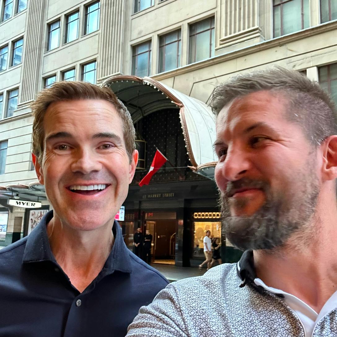Jimmy Carr and Saša Forić in front of The State Theatre, Sydney, Australia.